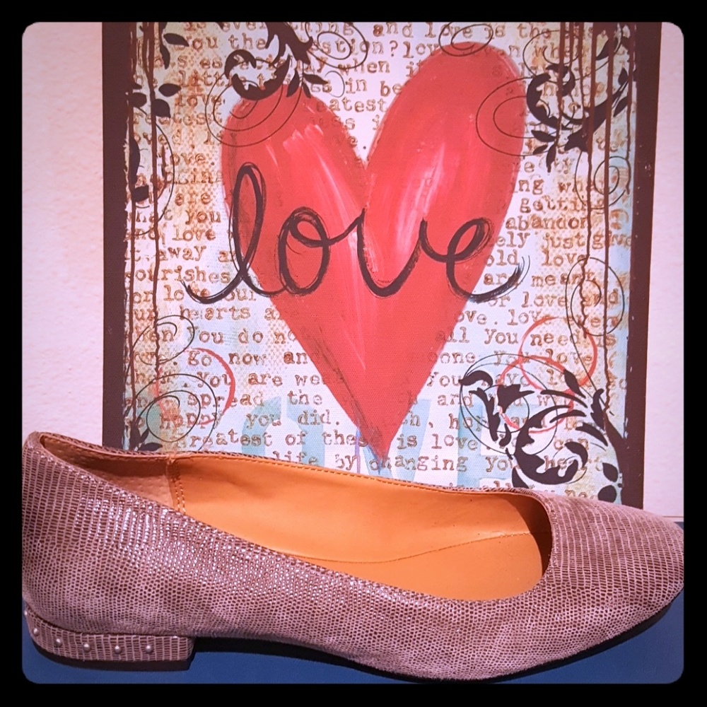 Calvin Klein Gray Flats